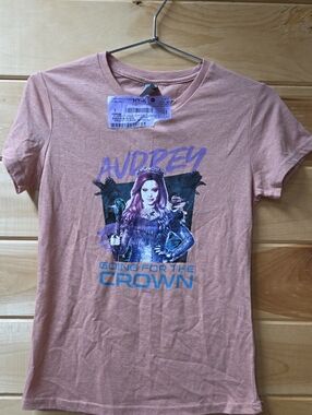 DNY Pink Audrey 'Going for the Crown' Graphic Tee